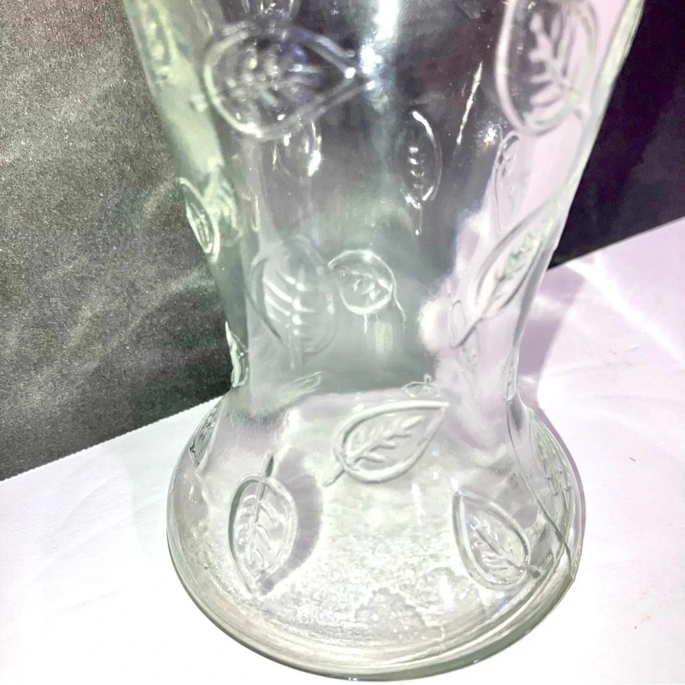 Vase Clear Glass with Embossed Leaves 7 3/4” Tall Fall Season Feaf Pattern